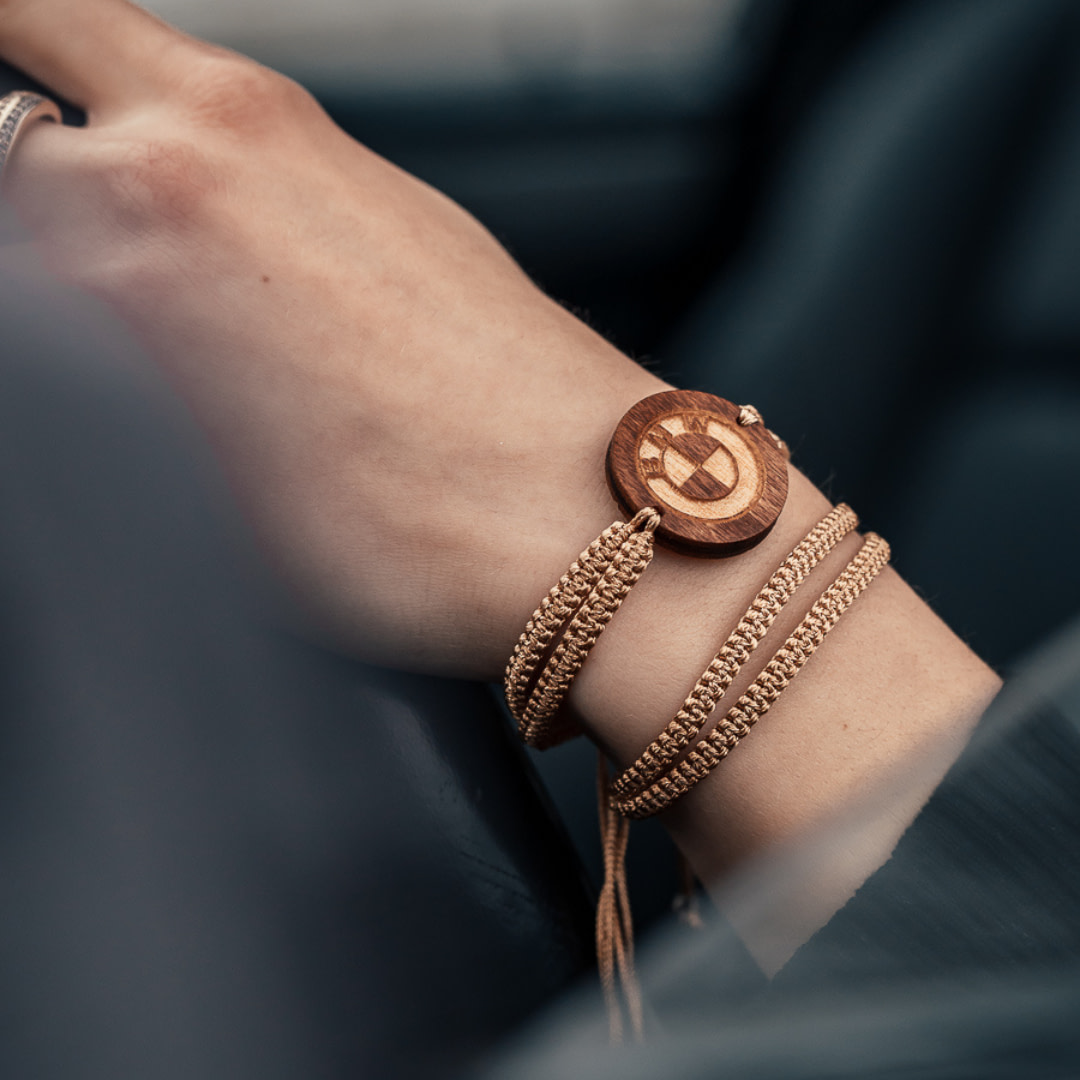 Makramee käeehe "Mehaanik" kuldne